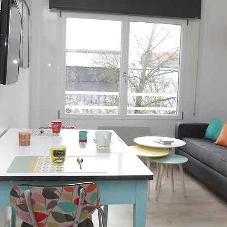 Appartamento En Ville - Centre - 500 M De La Plage *