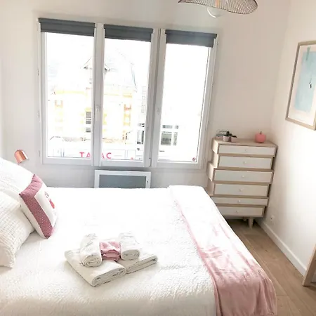 Appartamento En Ville - Centre - 500 M De La Plage *